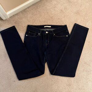 Lightly worn womens 524 dark wash skinny levi's Sz. 7